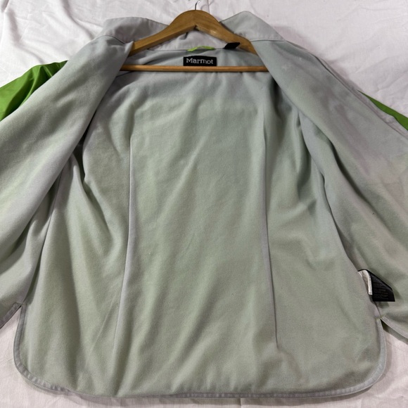 G84. Women’s Marmot Green‎ light spring Jacket (XL) - Picture 4 of 8